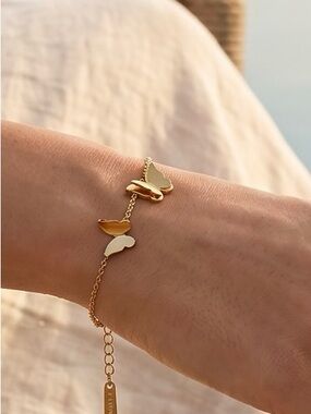 ✨ Gold Butterfly Bracelet | Delicate Adjustable Chain